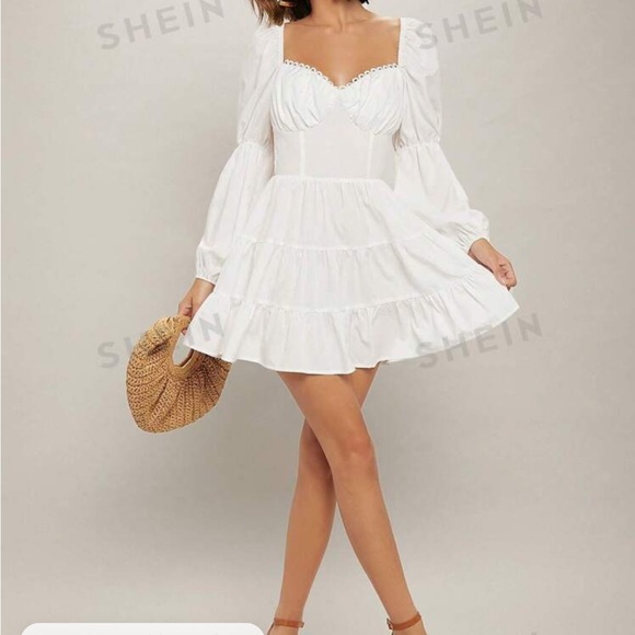 SHEIN haute backless lantern sleeve ruffle dress - Picture 3 of 3